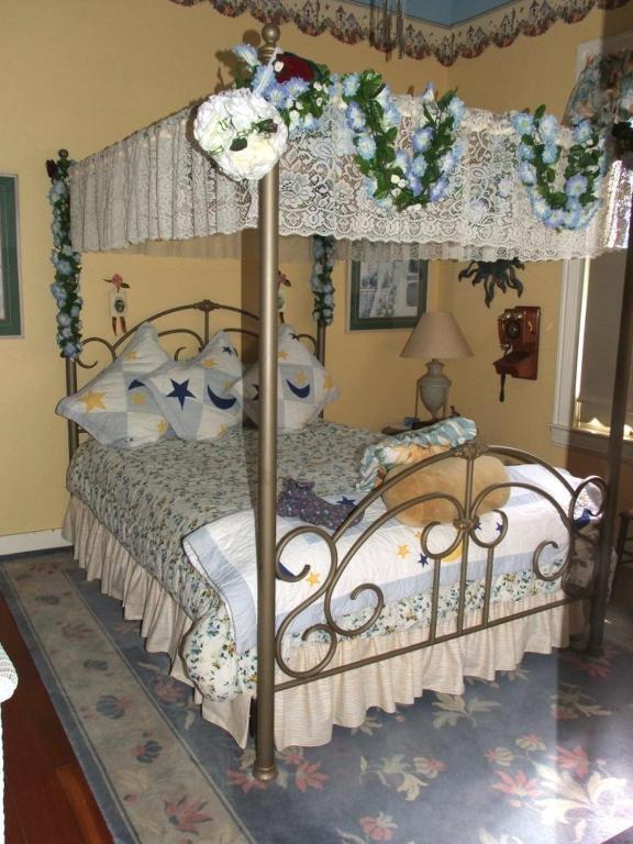 샌안드레아스 로빈스 네스트 베드 앤 브렉퍼스트 B&B 객실 사진